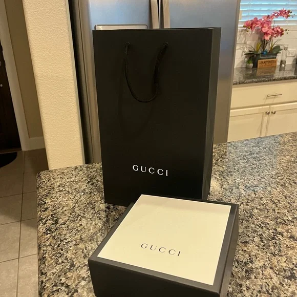 GUCCI reversible belt - Picture 3 of 5